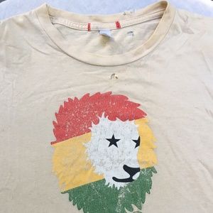 Lion T-Shirt (holes)